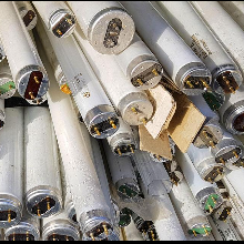 Tubes fluorescents — 20 01 21*